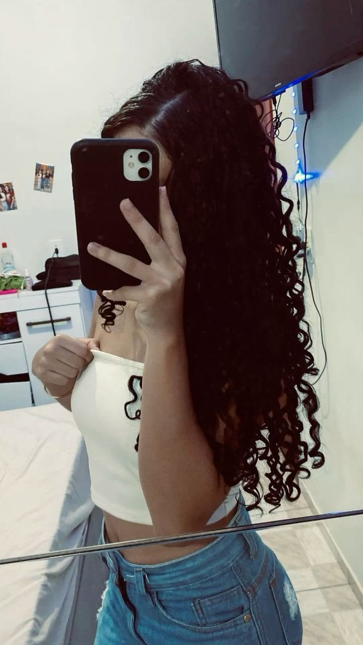 Bruna T.